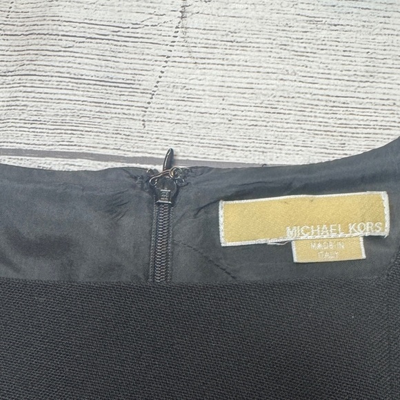 Michael Kors Little Black Dress Wool Sheath Made In Italy Size 2 - Picture 4 of 7